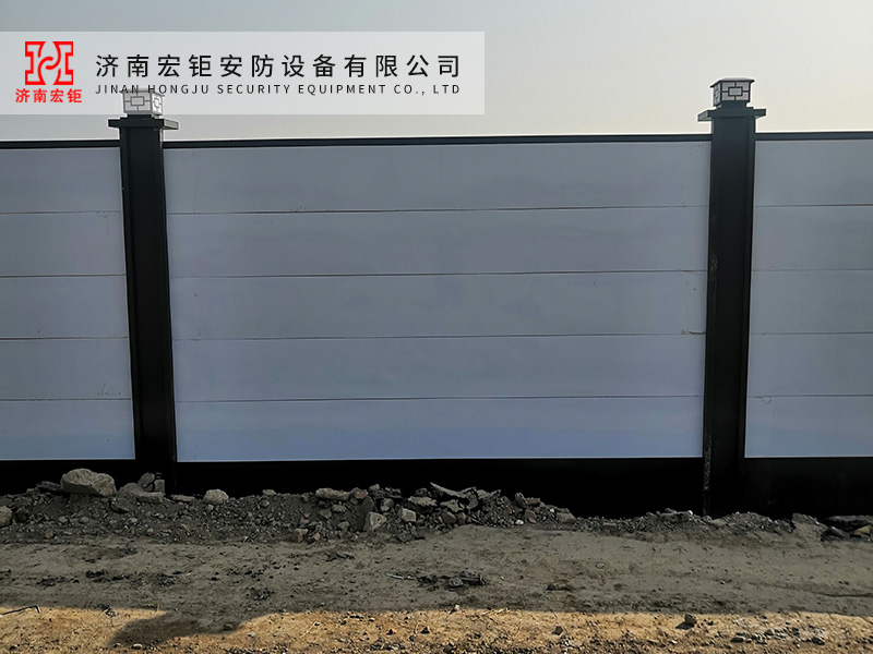 施工圍擋現(xiàn)場
