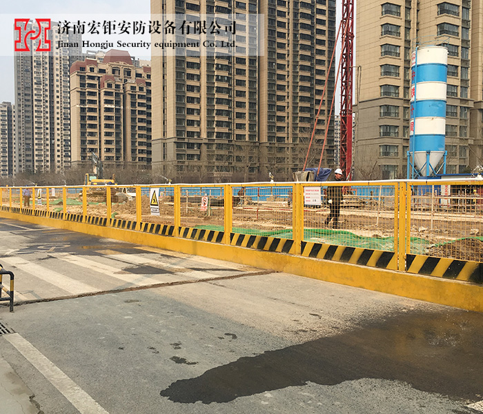 定型化防護(hù)欄-008